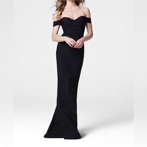 Beautiful body fitting with straps or without it is like a spank material